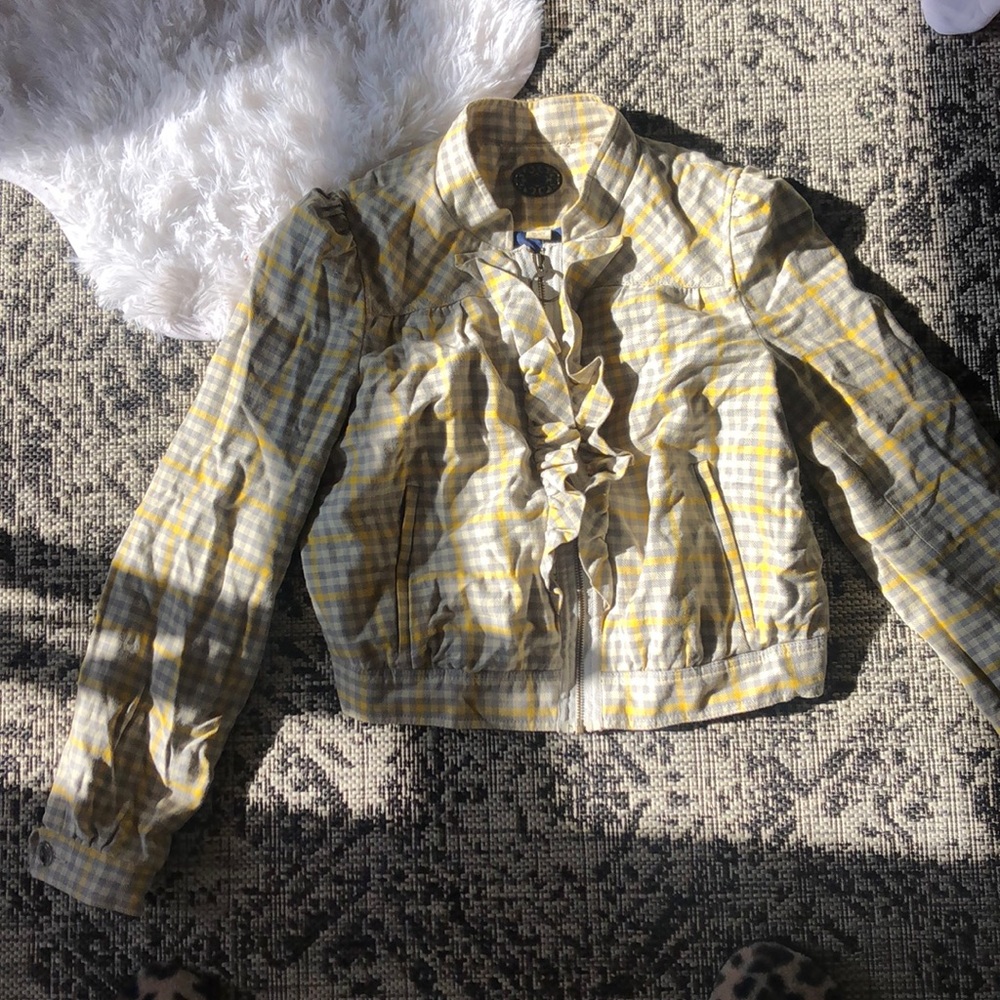 Yellow white & gray ruffled jacket